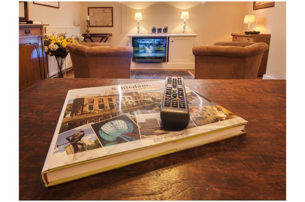 B&B De Schiedamse Suites Quarto foto